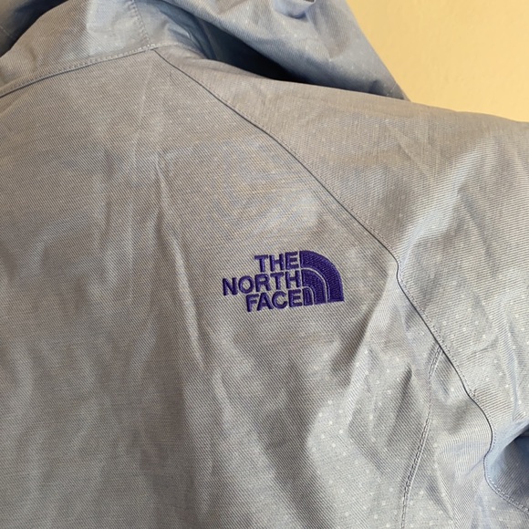 The North Face jacket Women’s small Blue NWT - Picture 4 of 4
